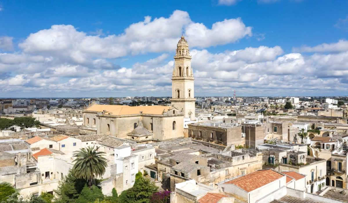 Lecce centro storico barocco nel Salento